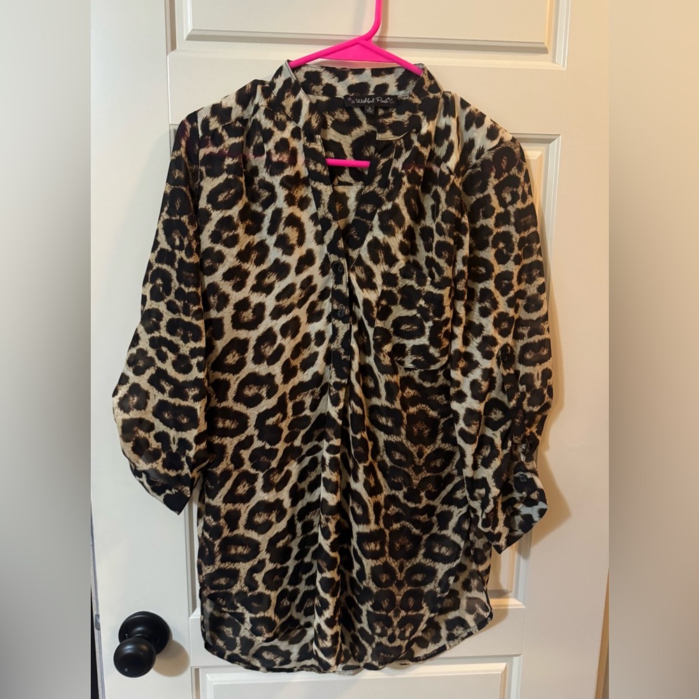 Wishful Park Leopard Print Top/ Small 🐆
